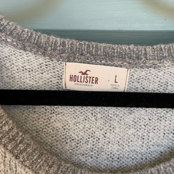 HOLLISTER two tone gray sweater in size Large - Picture 2 of 8